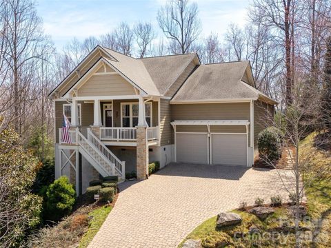383 Monarch Road Hendersonville NC 28739