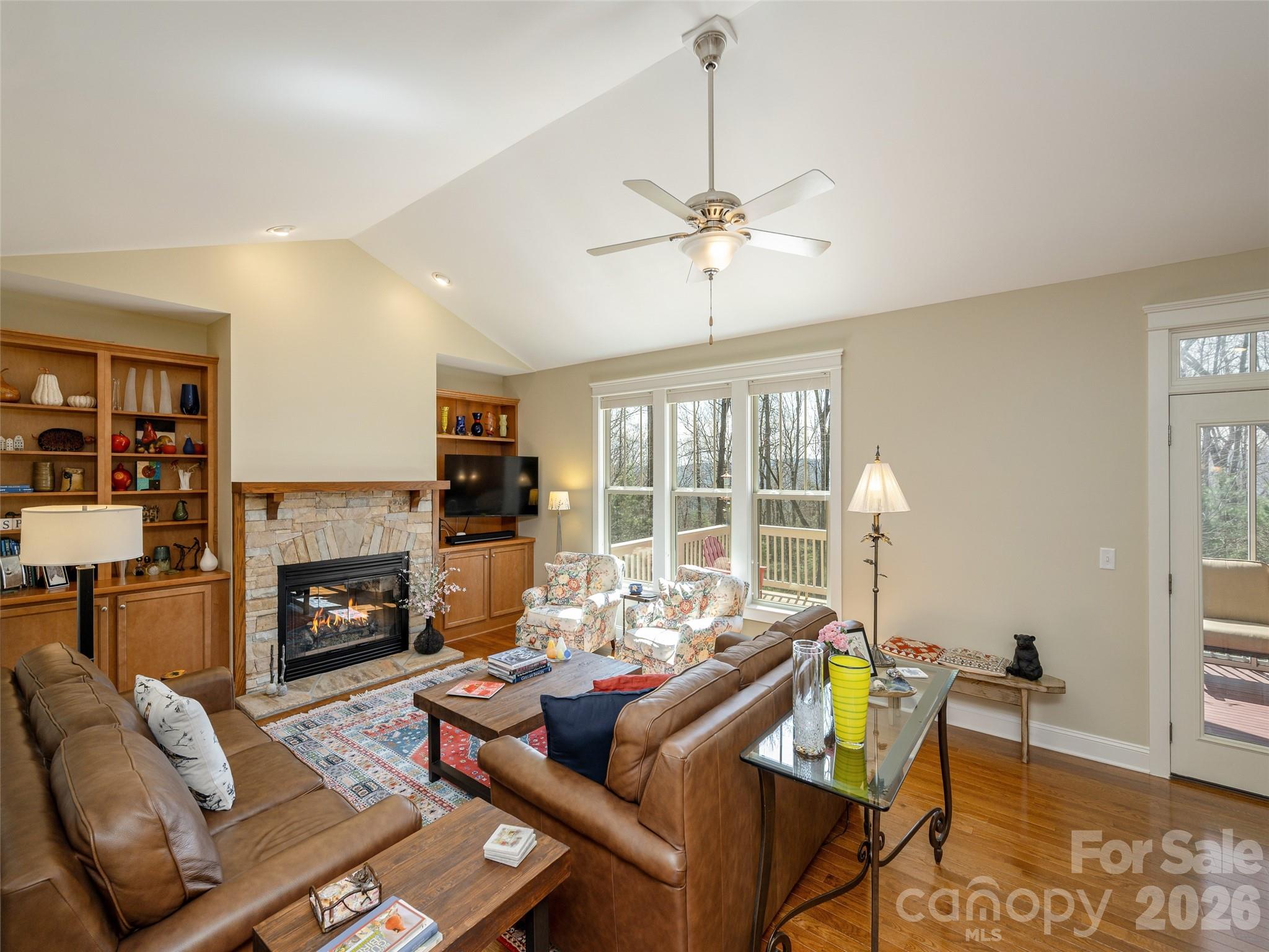 Fox Run Preserve at Champion W - Residential