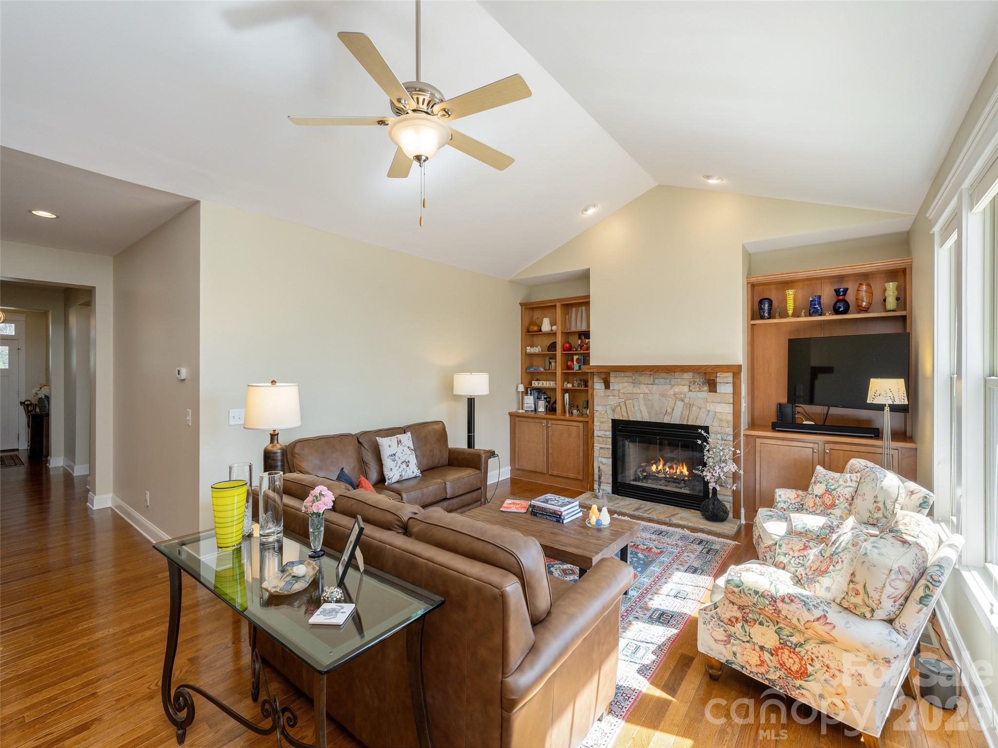 Fox Run Preserve at Champion W - Residential