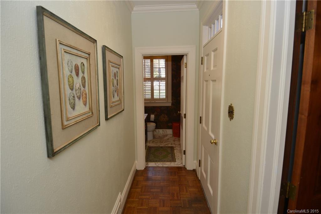 Valley Stream - Residential