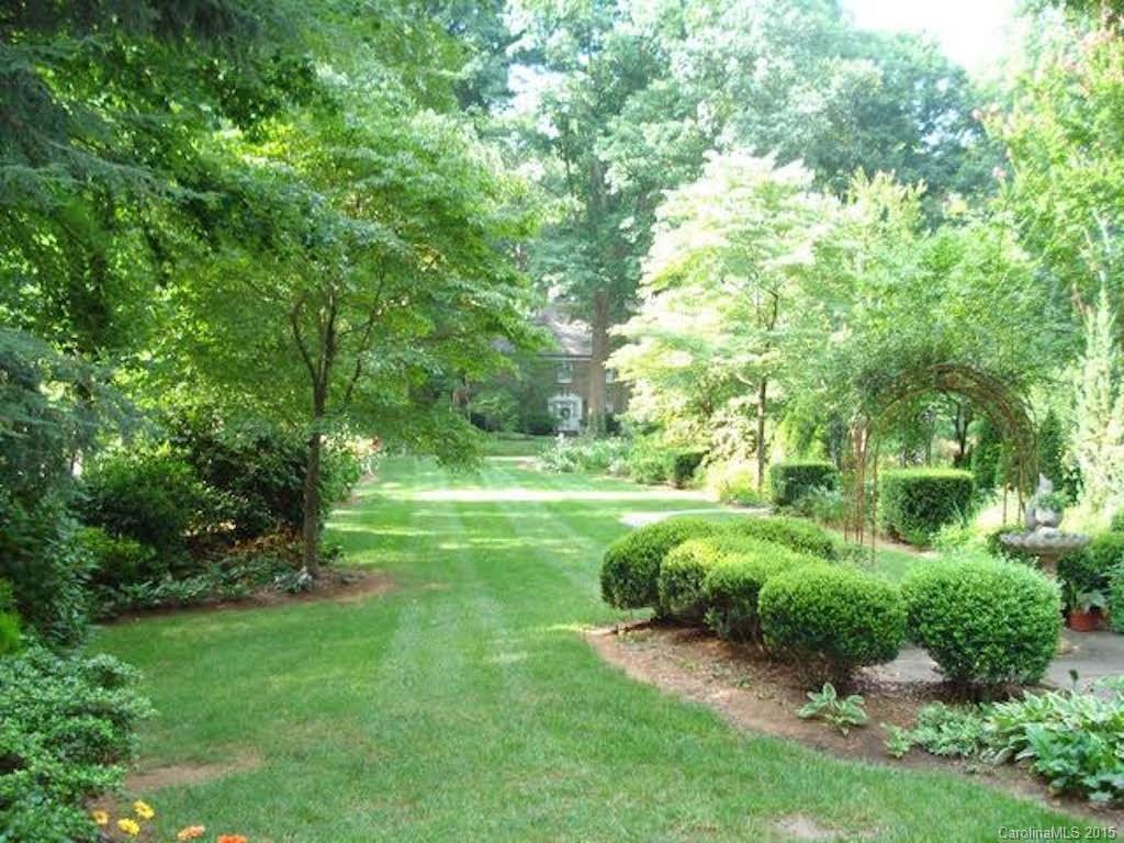 Valley Stream - Residential