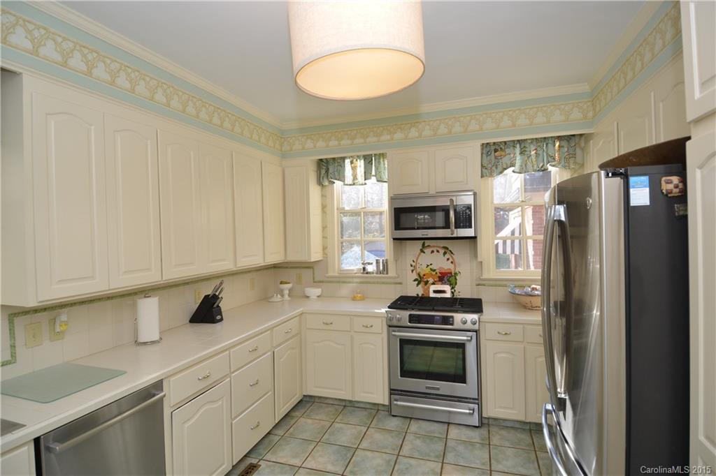Valley Stream - Residential