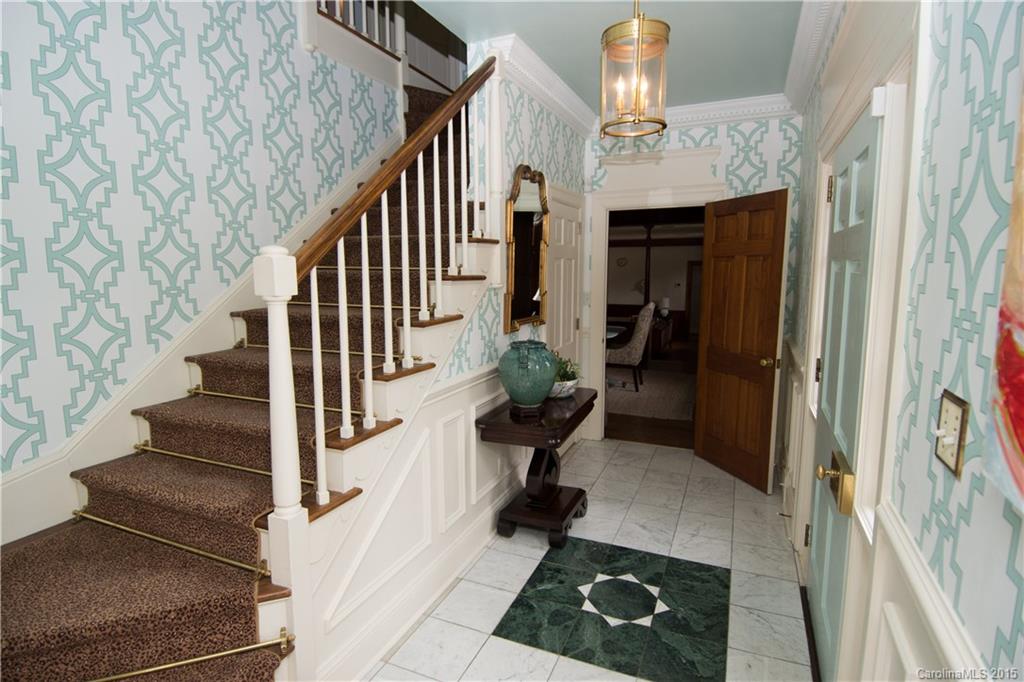 Valley Stream - Residential
