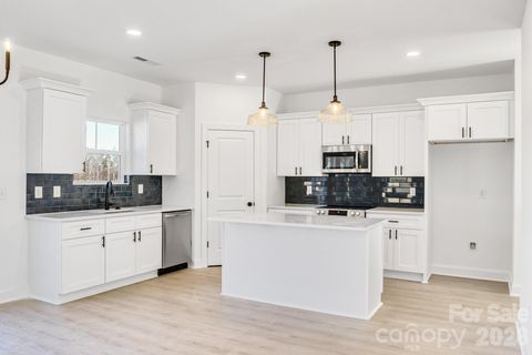 1335 Winged Way 4 Kannapolis NC 28083