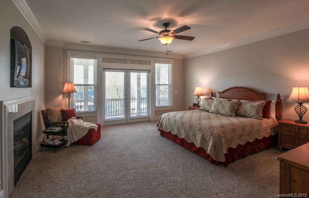 Harbor Point - Residential