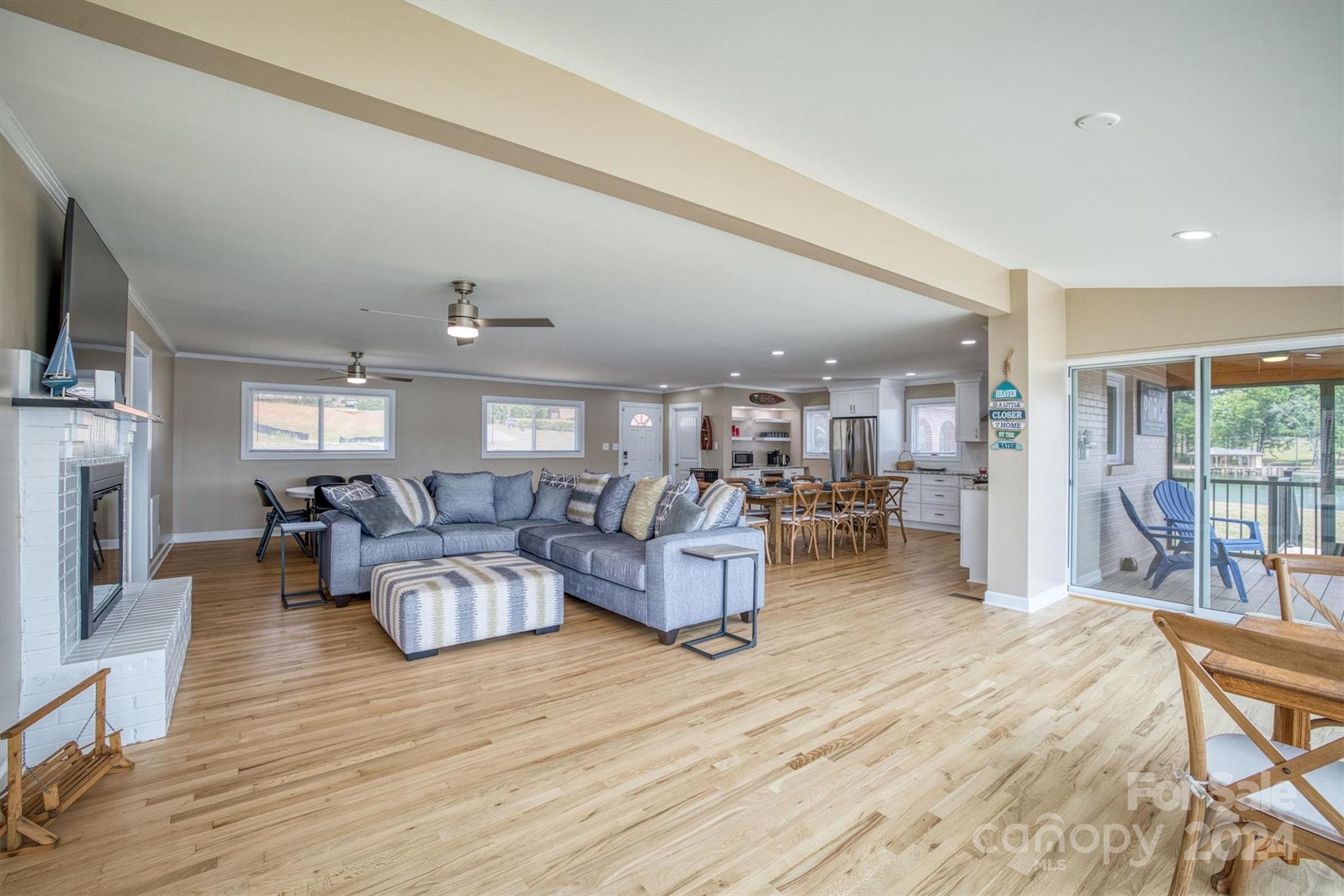 Lake Vista - Residential