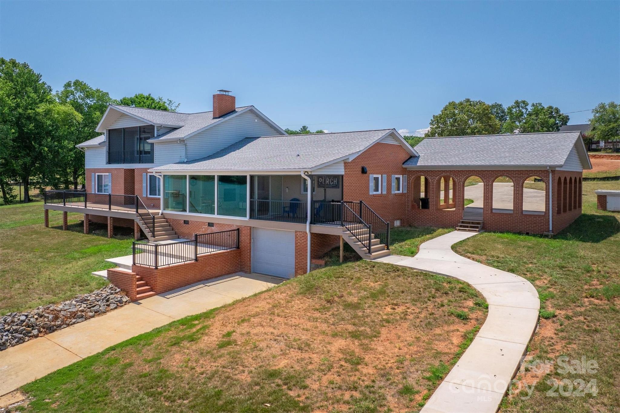 Lake Vista - Residential