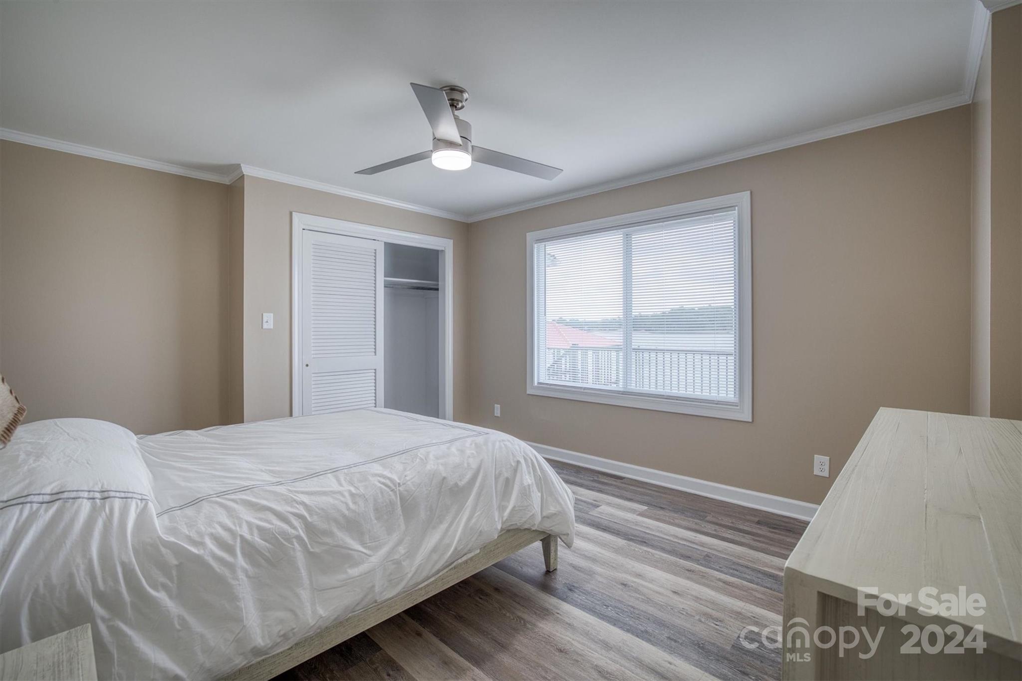 Lake Vista - Residential