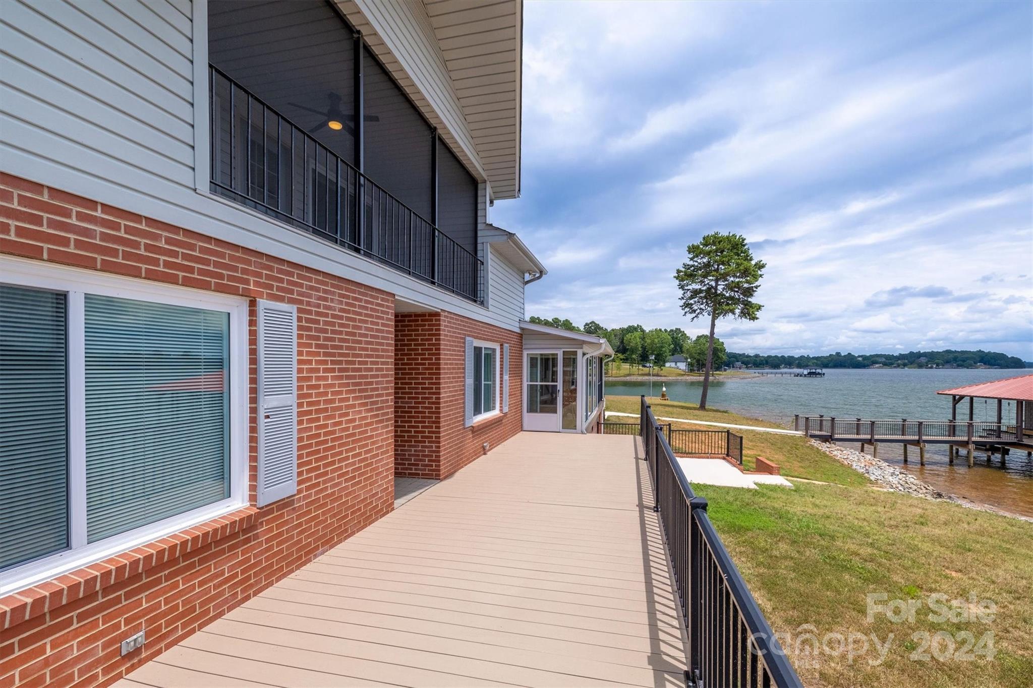 Lake Vista - Residential