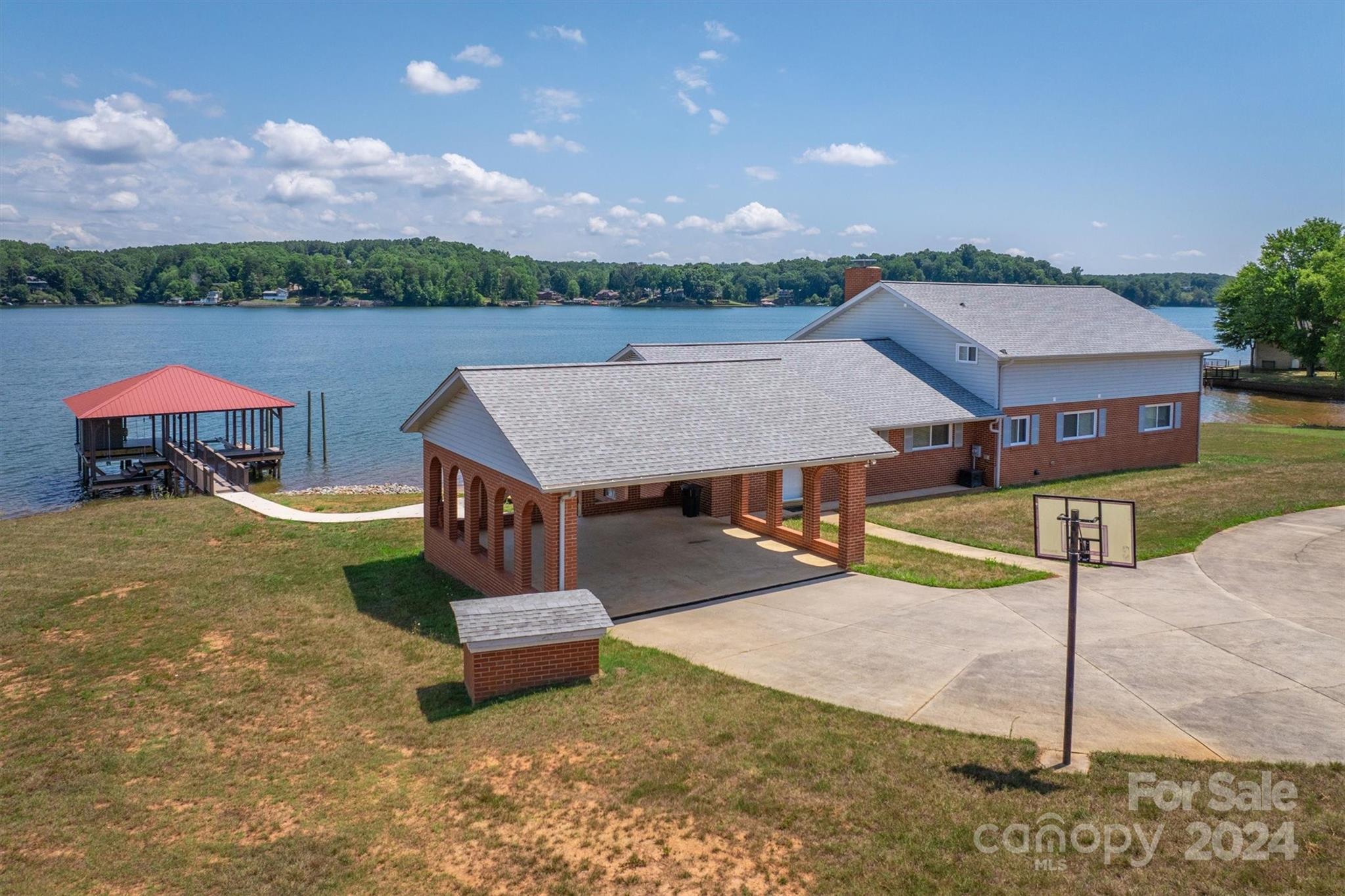 Lake Vista - Residential