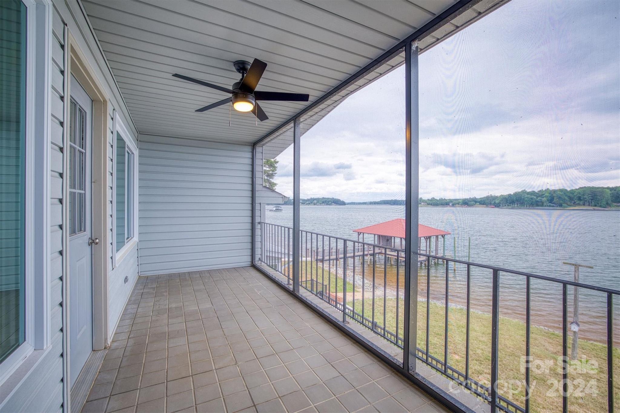 Lake Vista - Residential