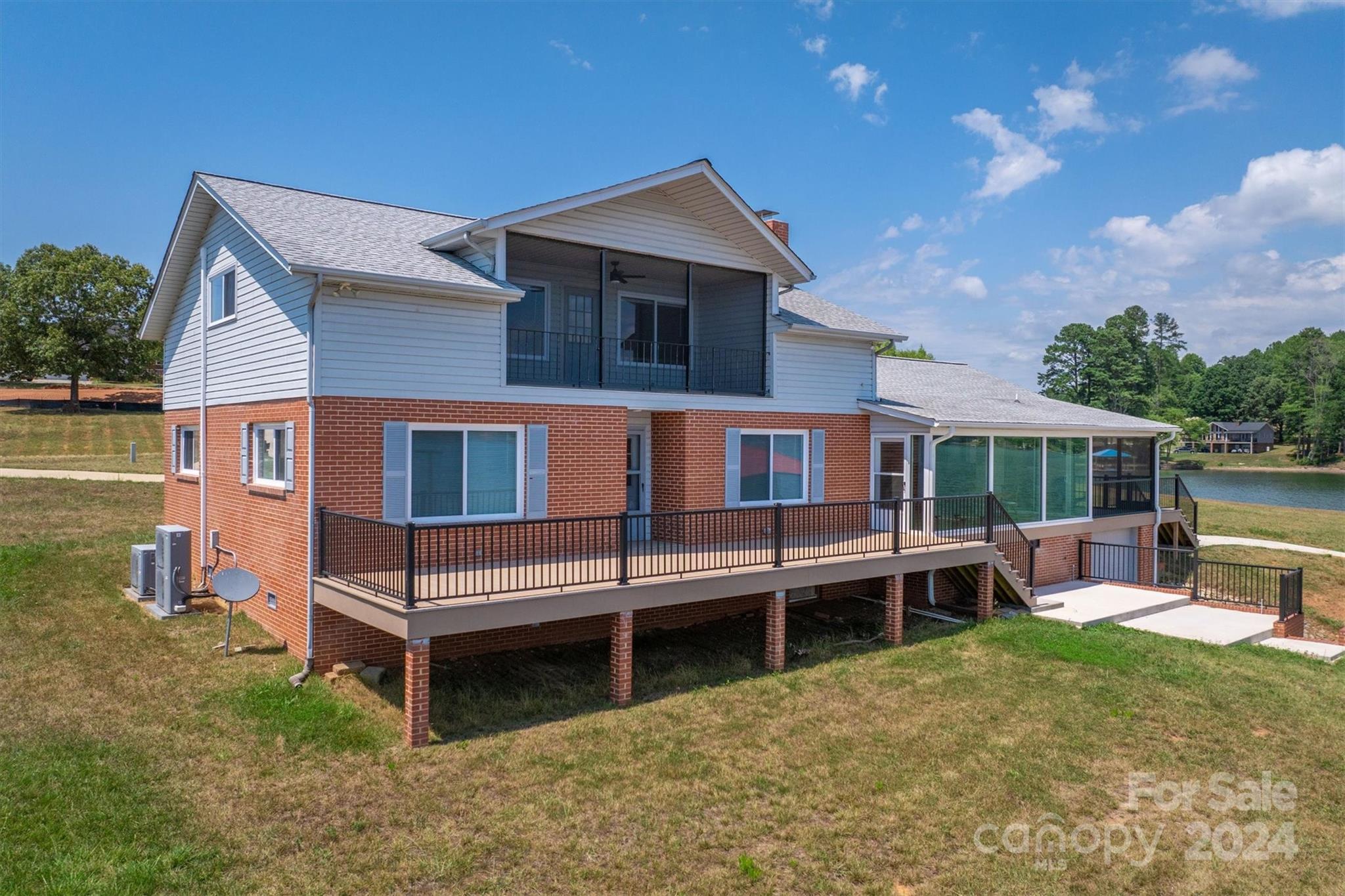 Lake Vista - Residential