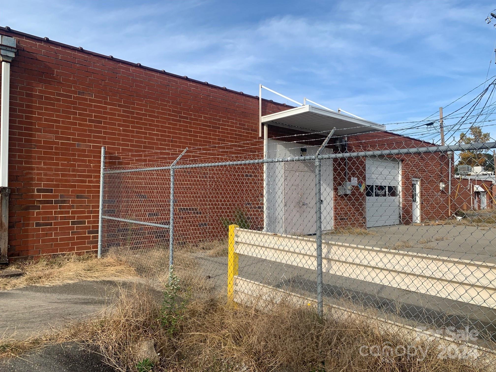 1113 N Main Street
