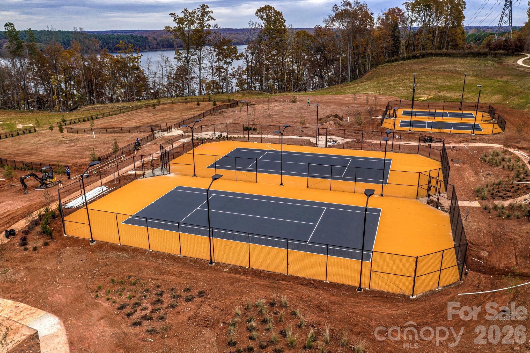 Imagery On Mtn Island - Residential