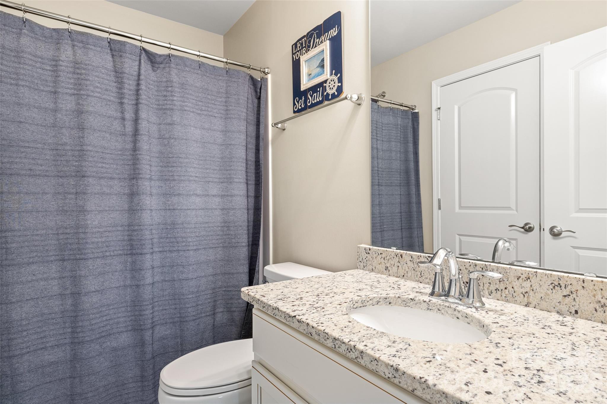 Imagery On Mtn Island - Residential