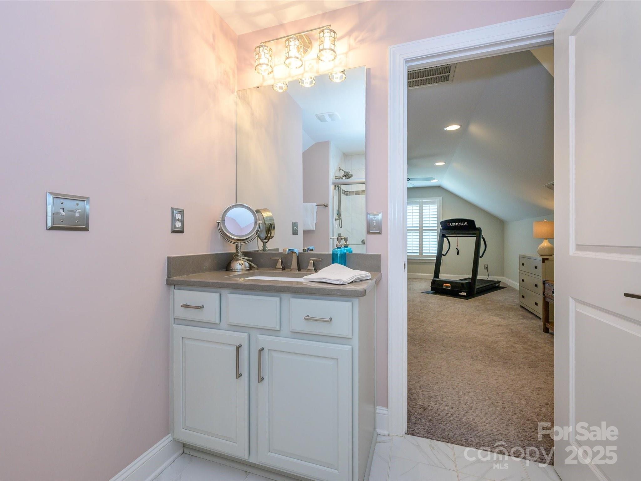 The Courtyards at Wesley Chapel - Residential