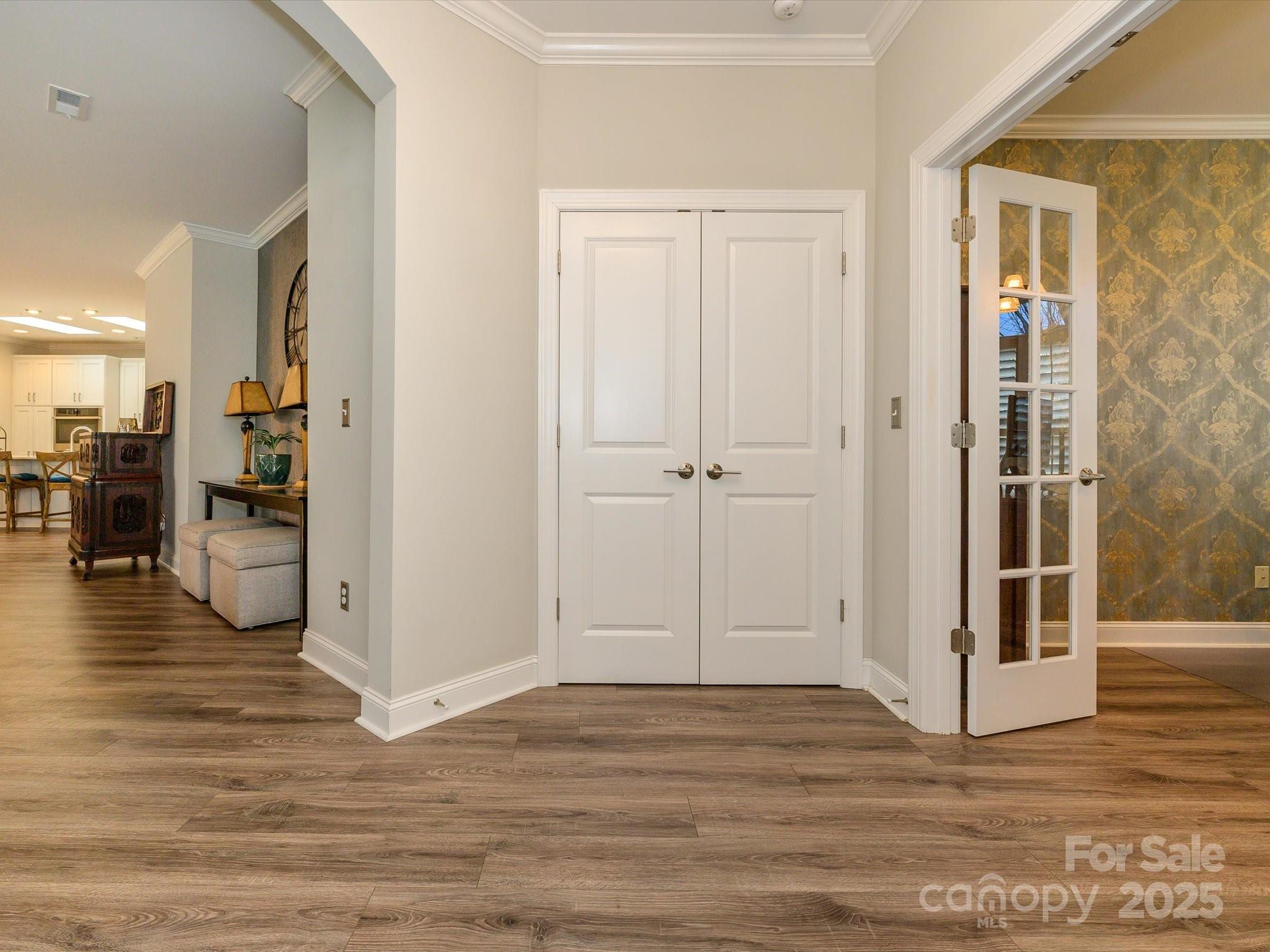 The Courtyards at Wesley Chapel - Residential