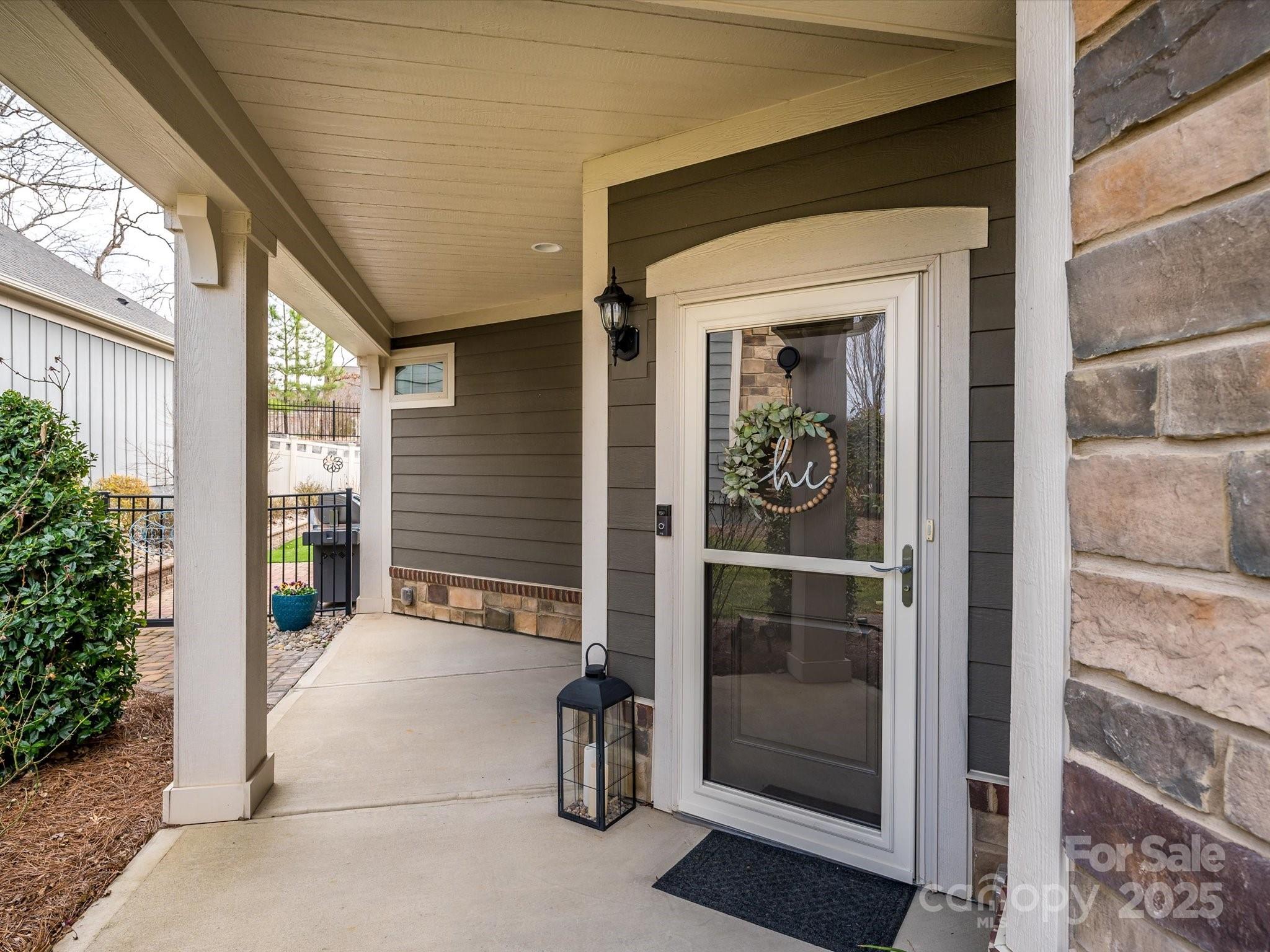 The Courtyards at Wesley Chapel - Residential