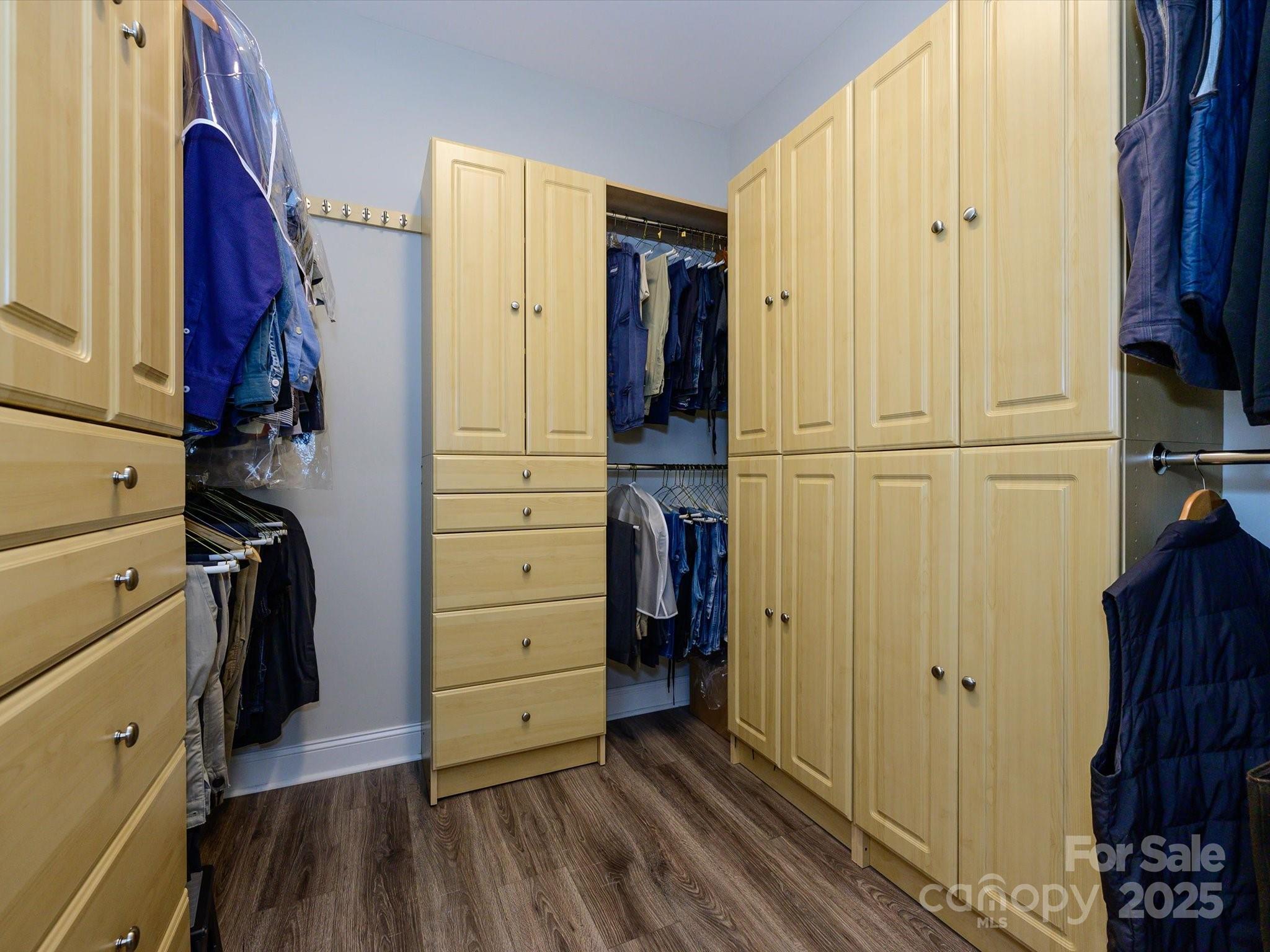 The Courtyards at Wesley Chapel - Residential