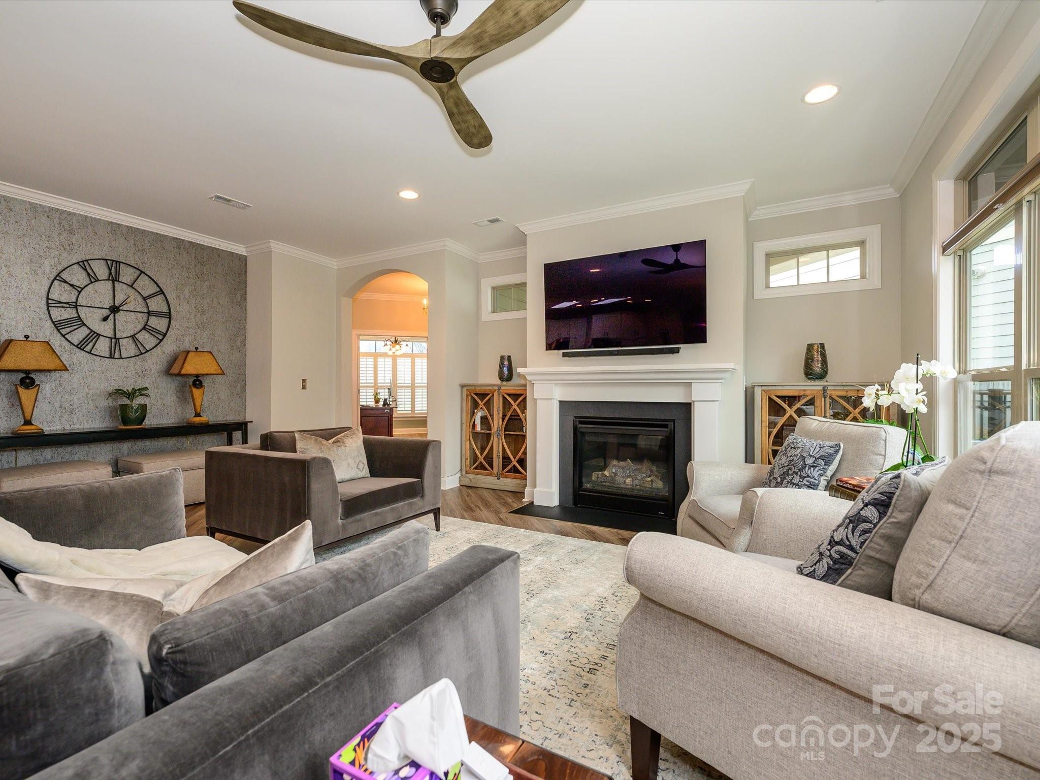 The Courtyards at Wesley Chapel - Residential