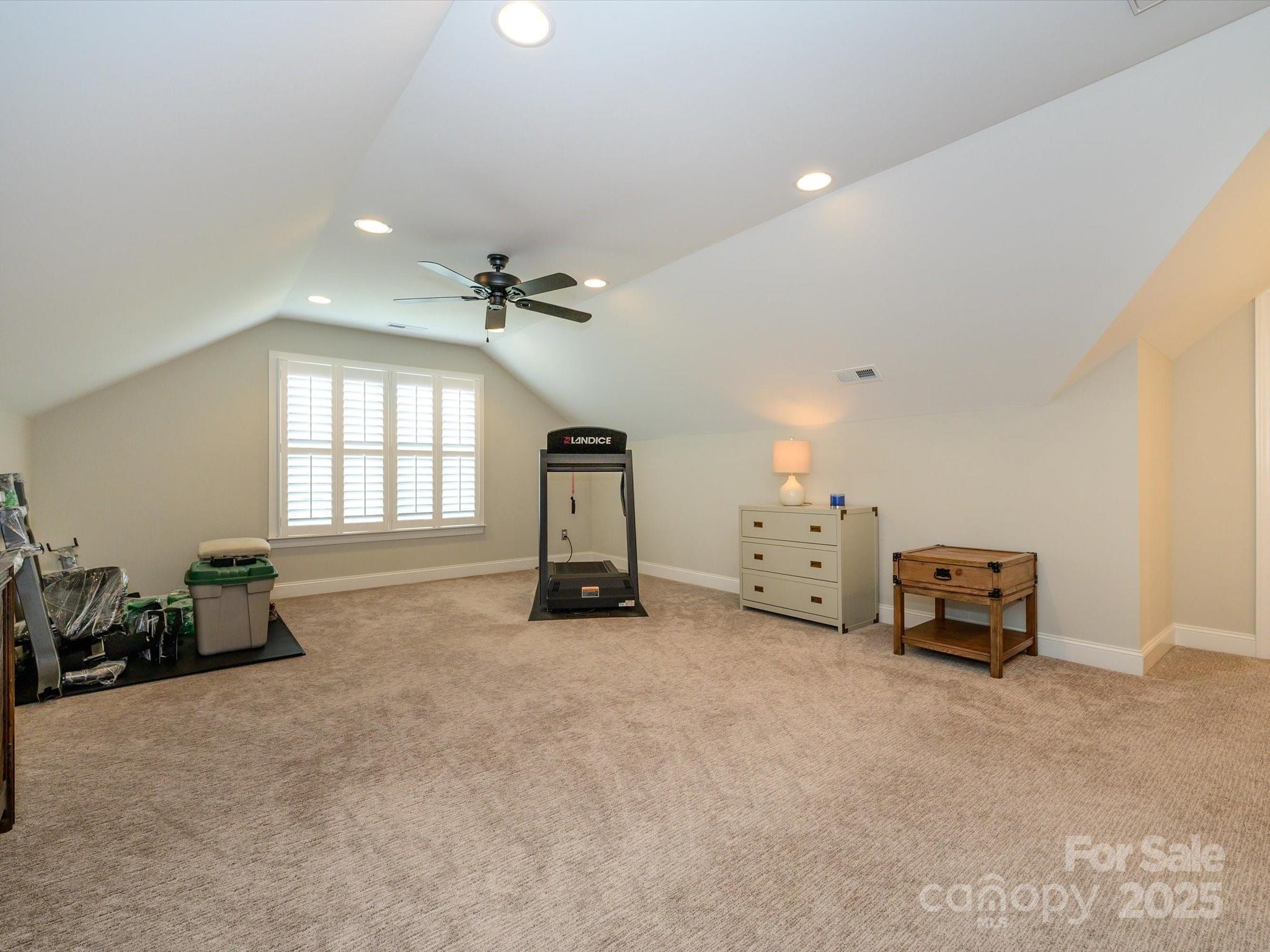 The Courtyards at Wesley Chapel - Residential