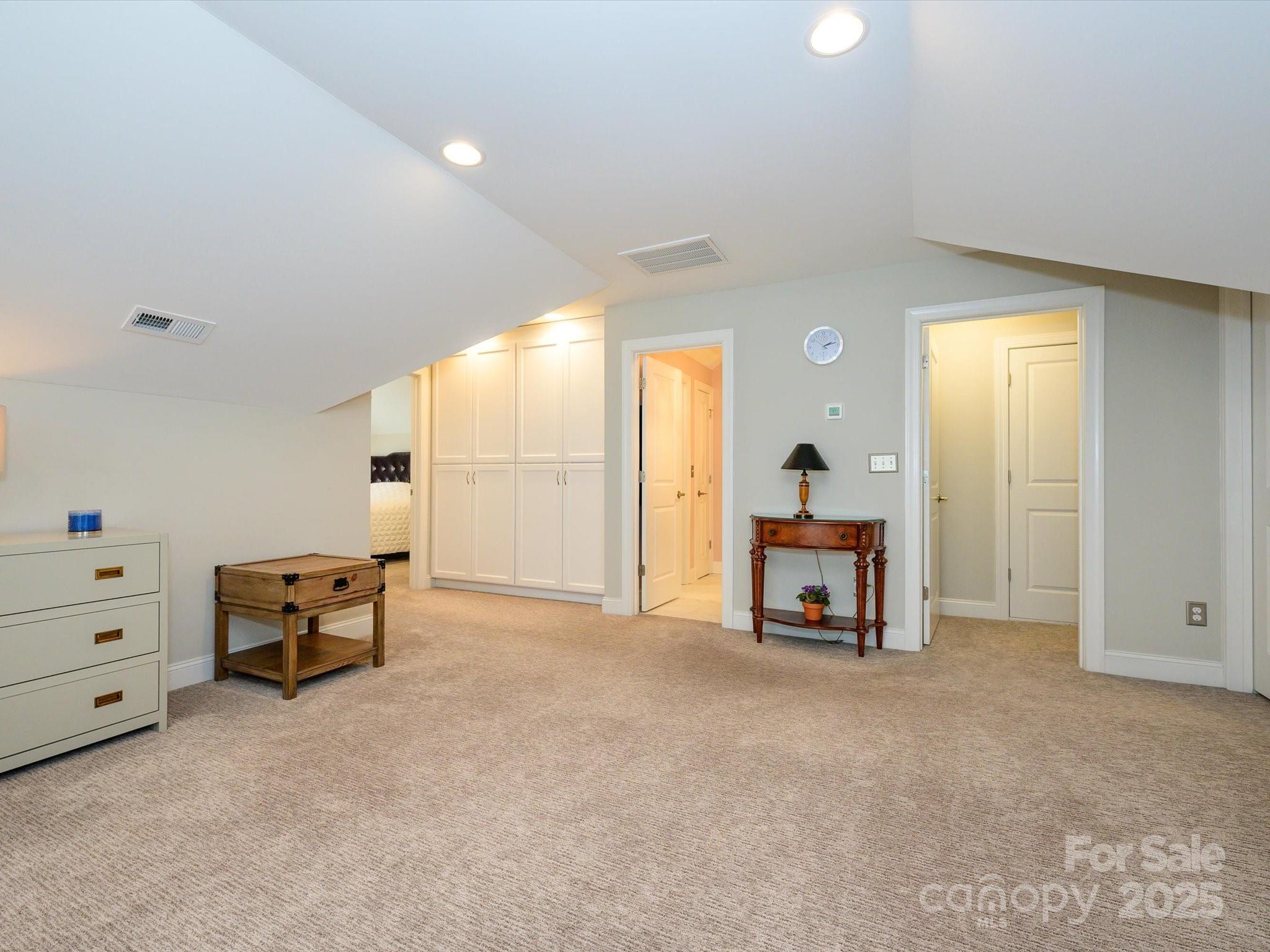 The Courtyards at Wesley Chapel - Residential