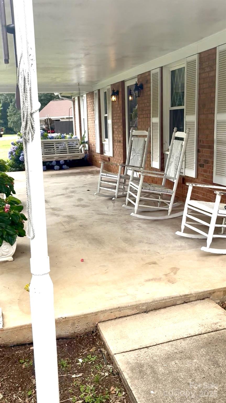 1221 Mccorkle Road