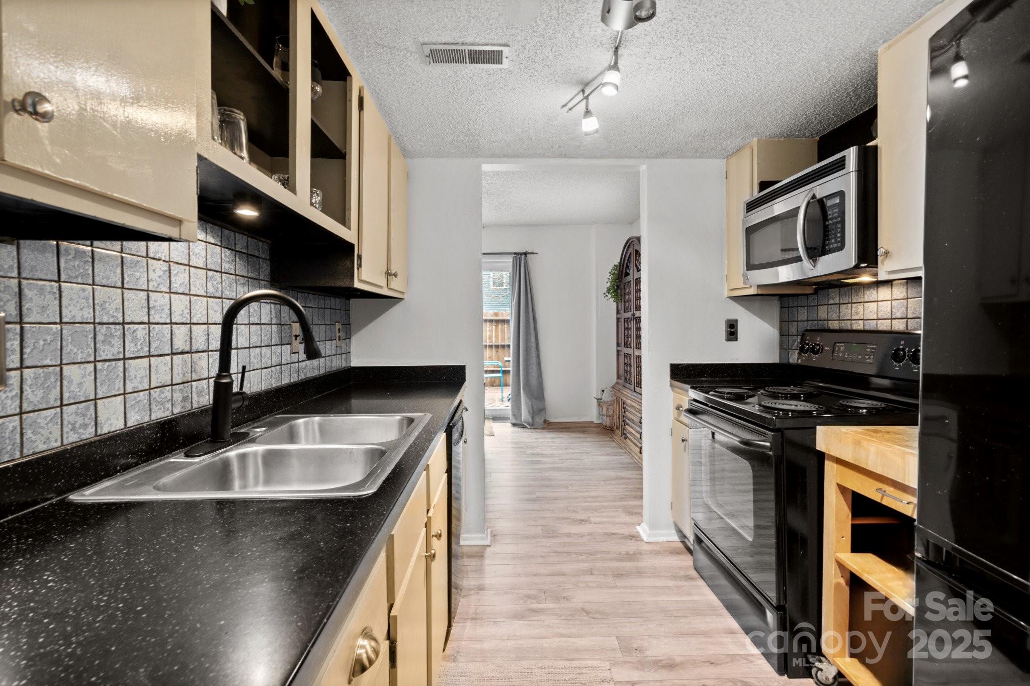 Pines Of Woodlawn - Residential