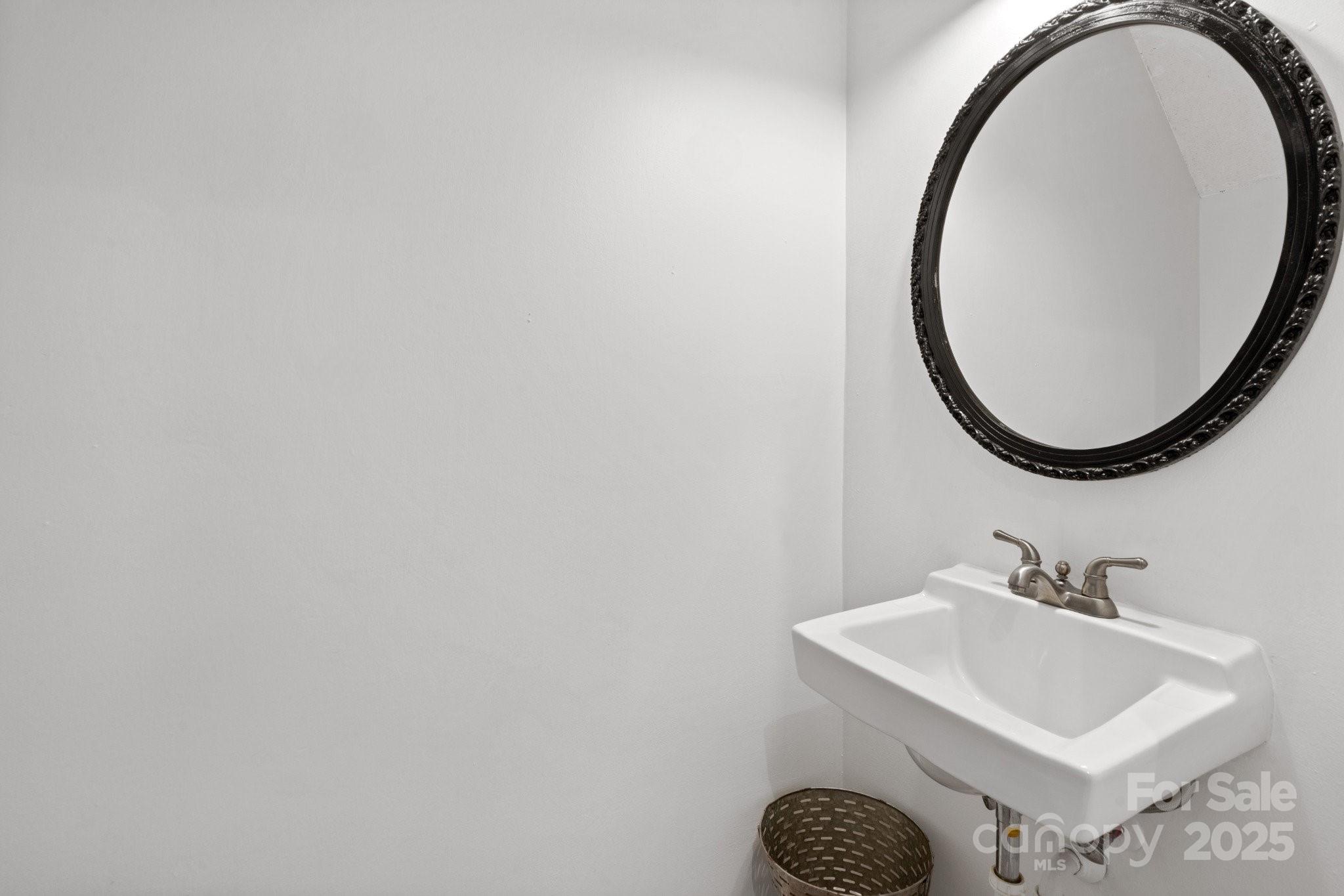 Pines Of Woodlawn - Residential