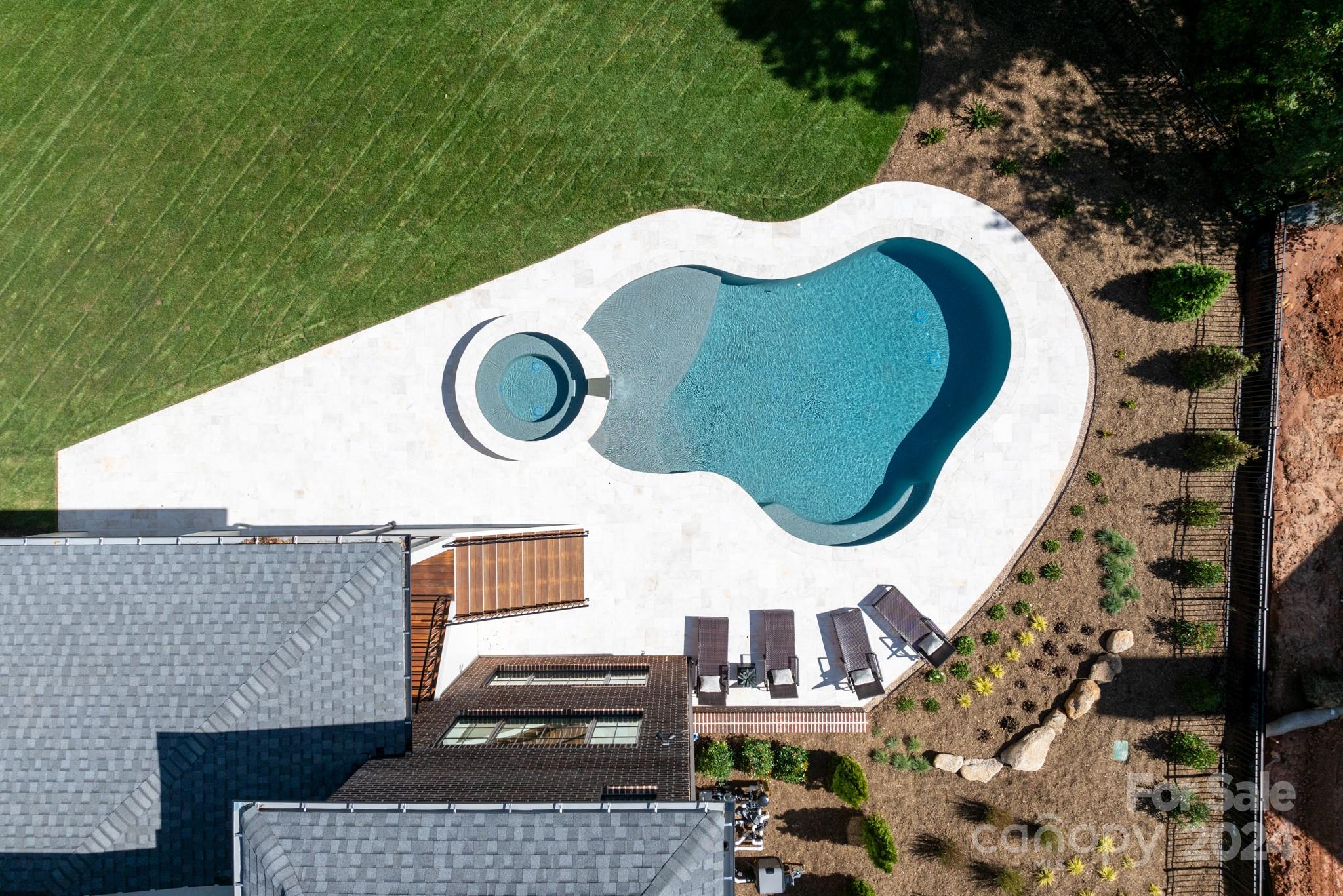 Cardinal Crest - Residential