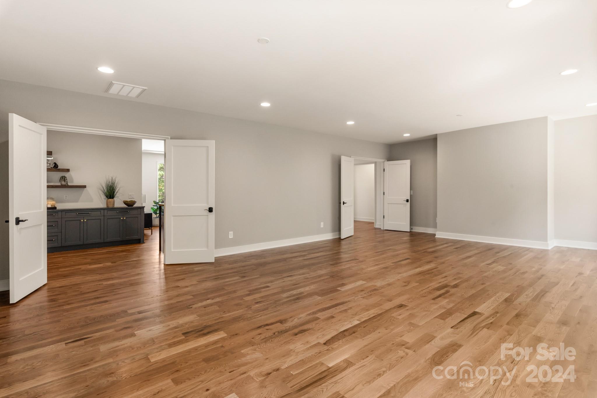 Cardinal Crest - Residential