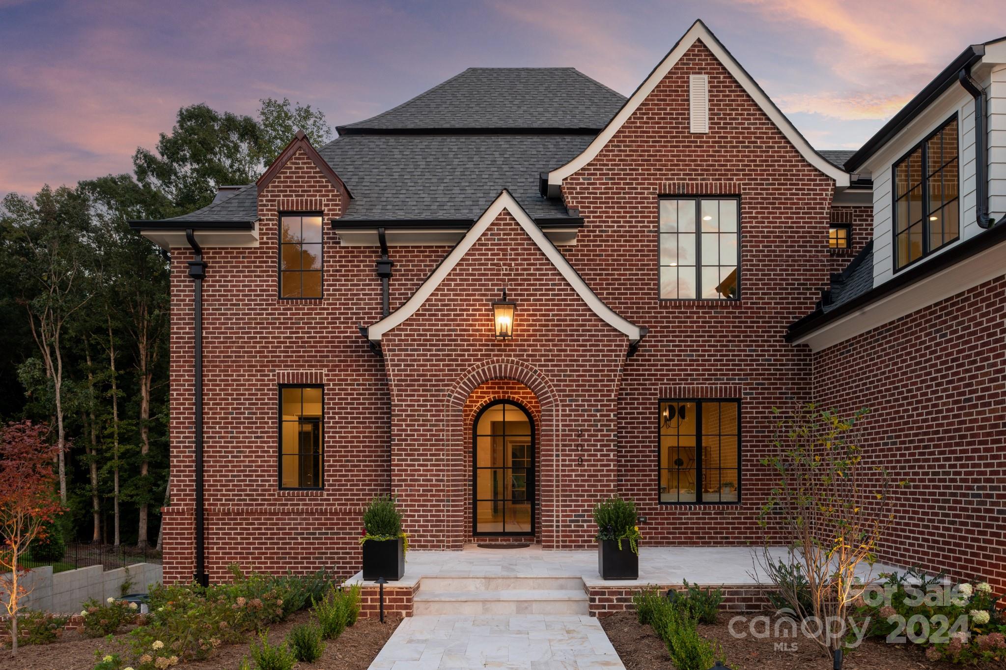 Cardinal Crest - Residential