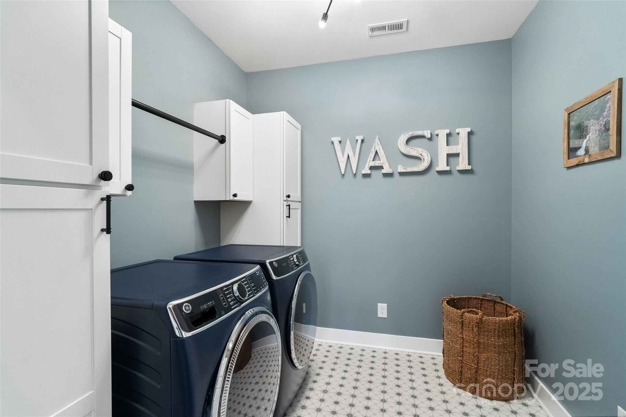 Paddlers Cove - Residential