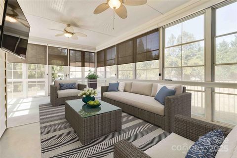 1348 Millbank Drive Matthews NC 28104