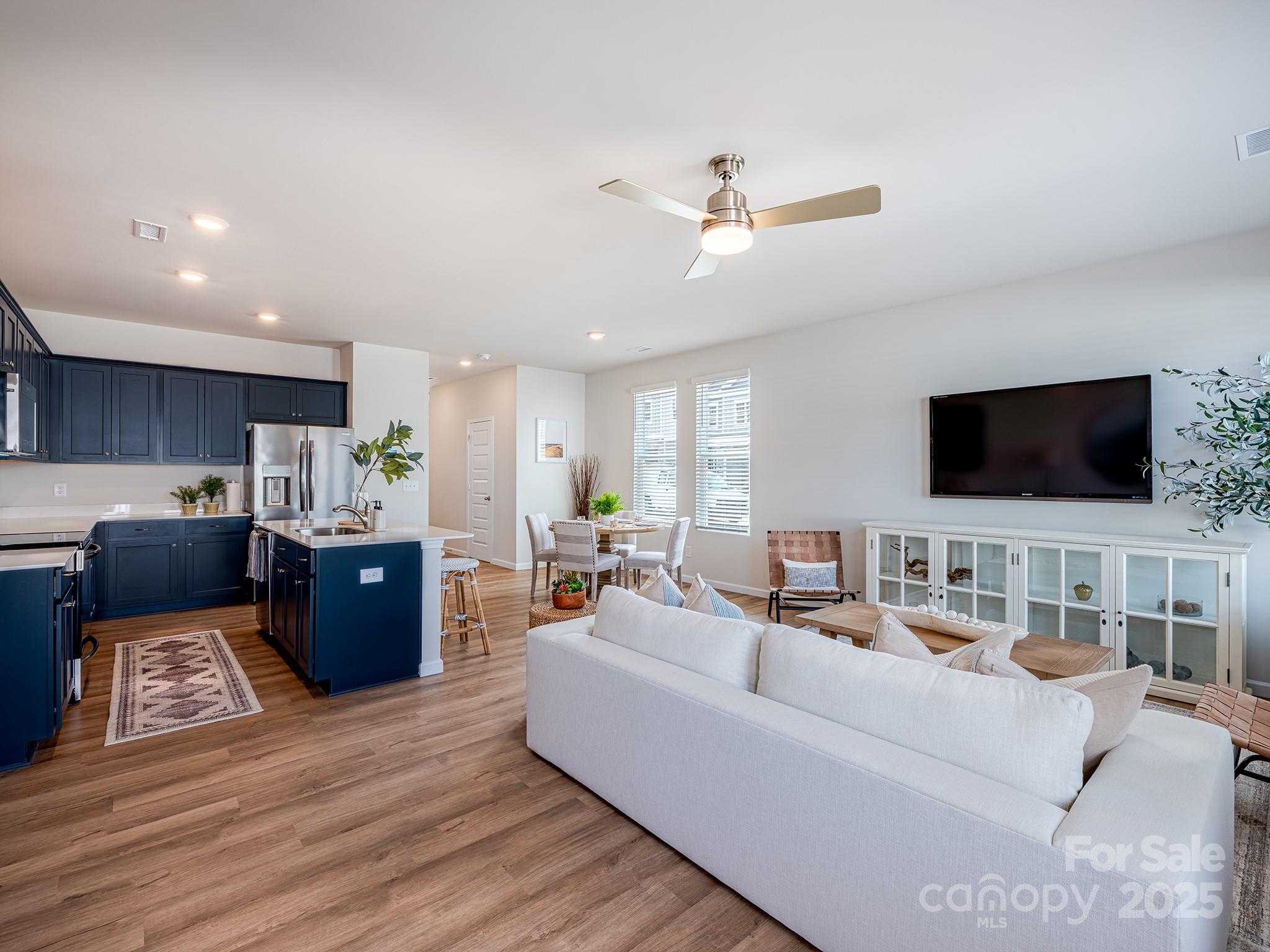 2511 Ruby Dixon Crossing Drive 23