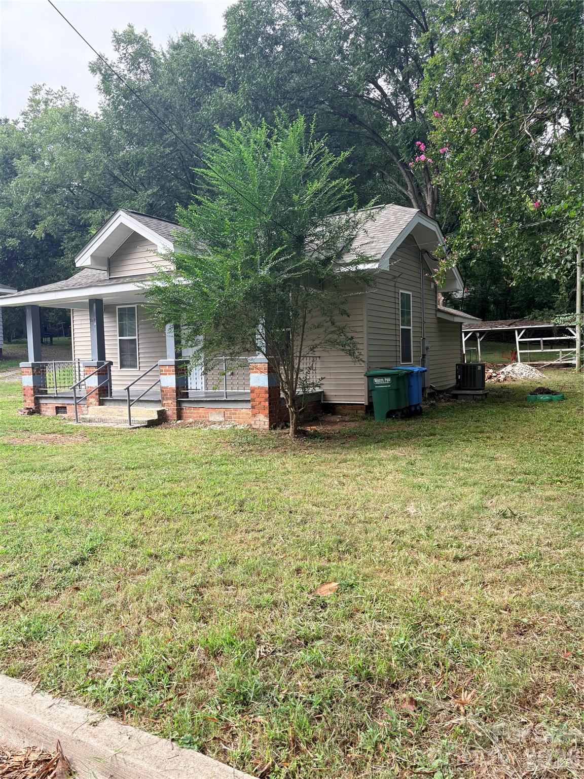 729 Austin Street