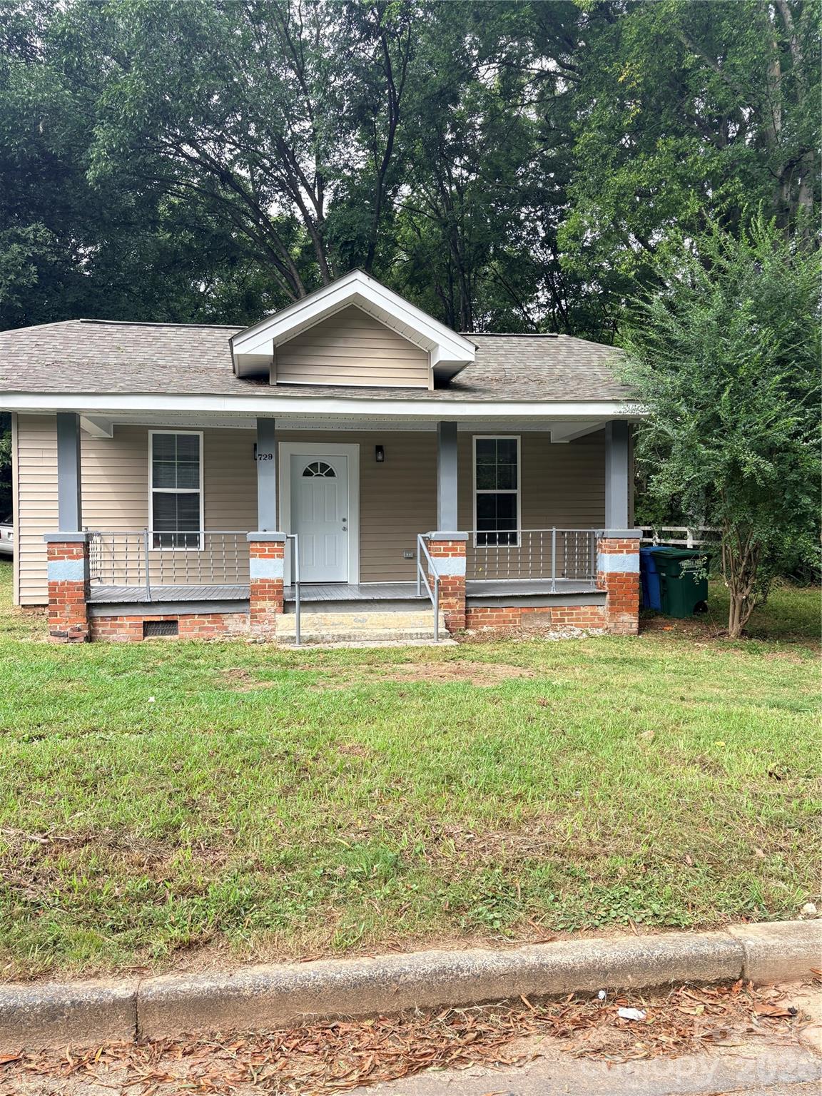 729 Austin Street