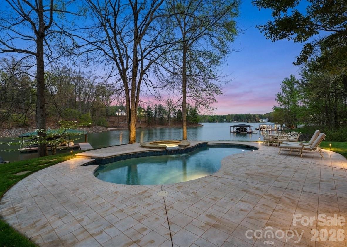 Grand Bay - Residential