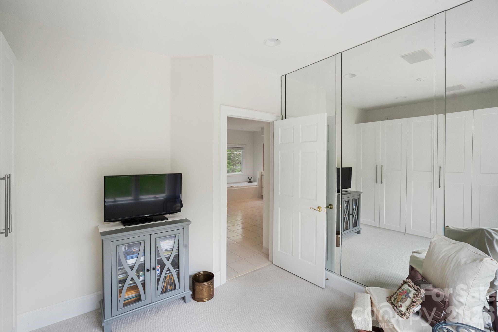 Grand Bay - Residential