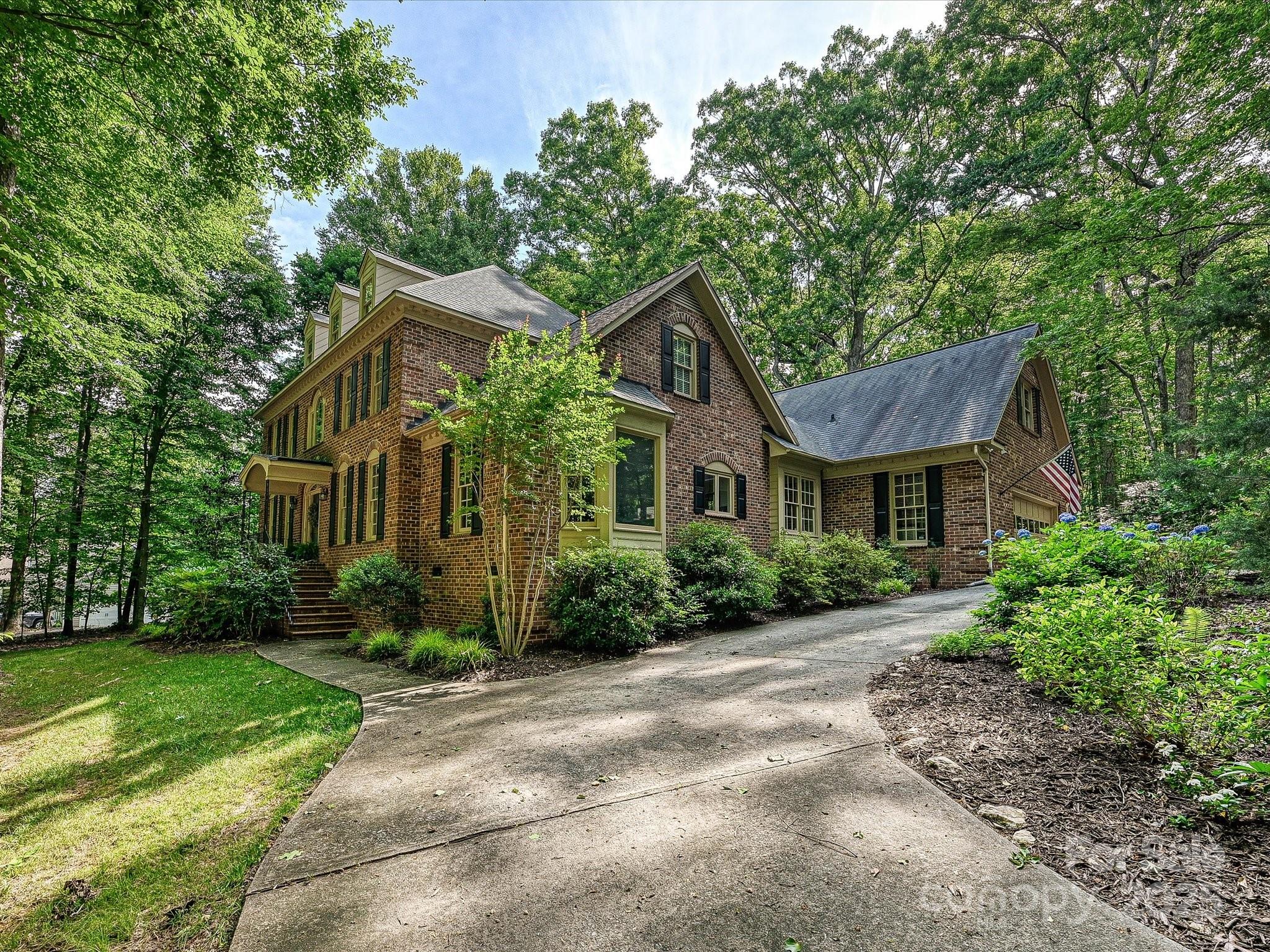 2313 Beechwood Drive