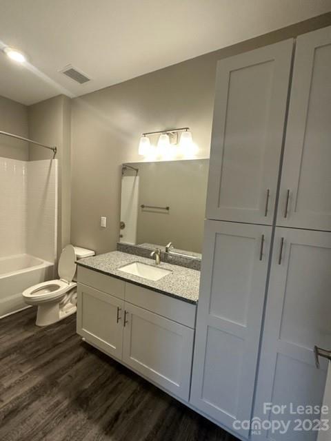 Lake Vista - Residential Lease