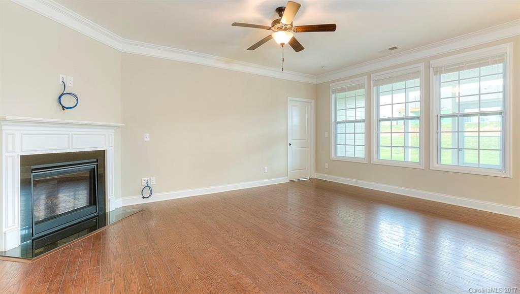 The Vineyards on Lake Wylie - Residential