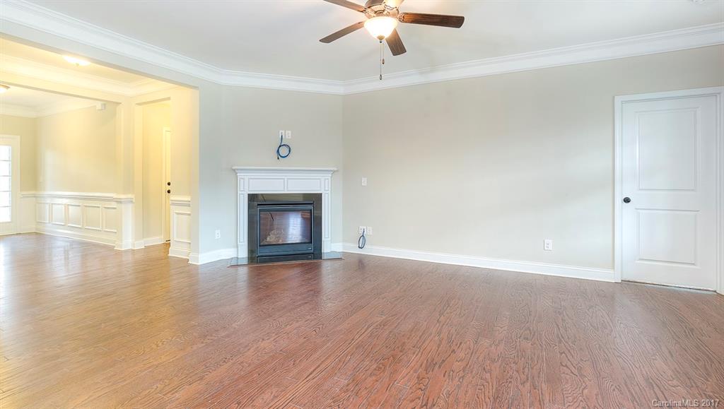 The Vineyards on Lake Wylie - Residential