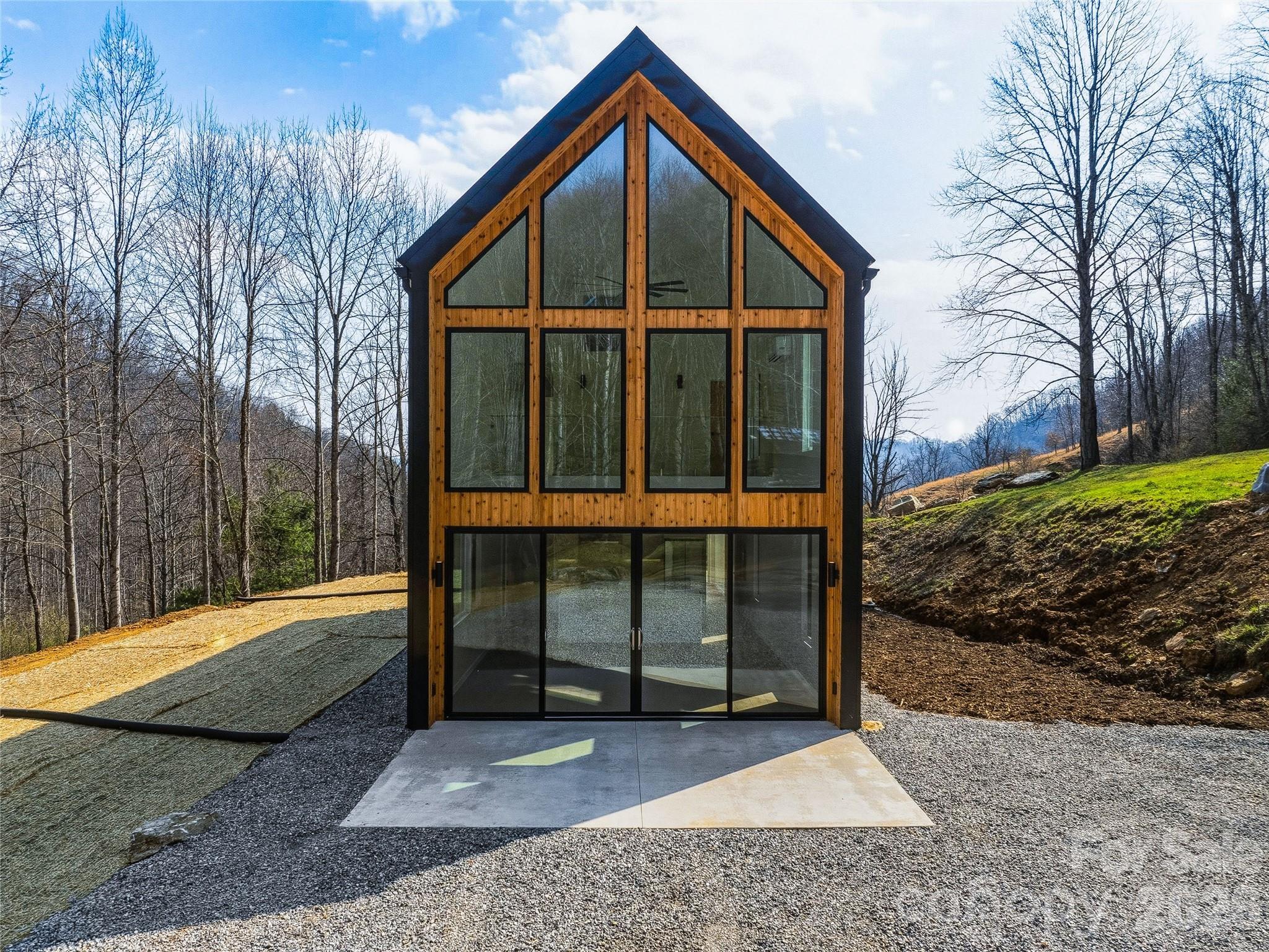 708 & 710 Kendal Drive