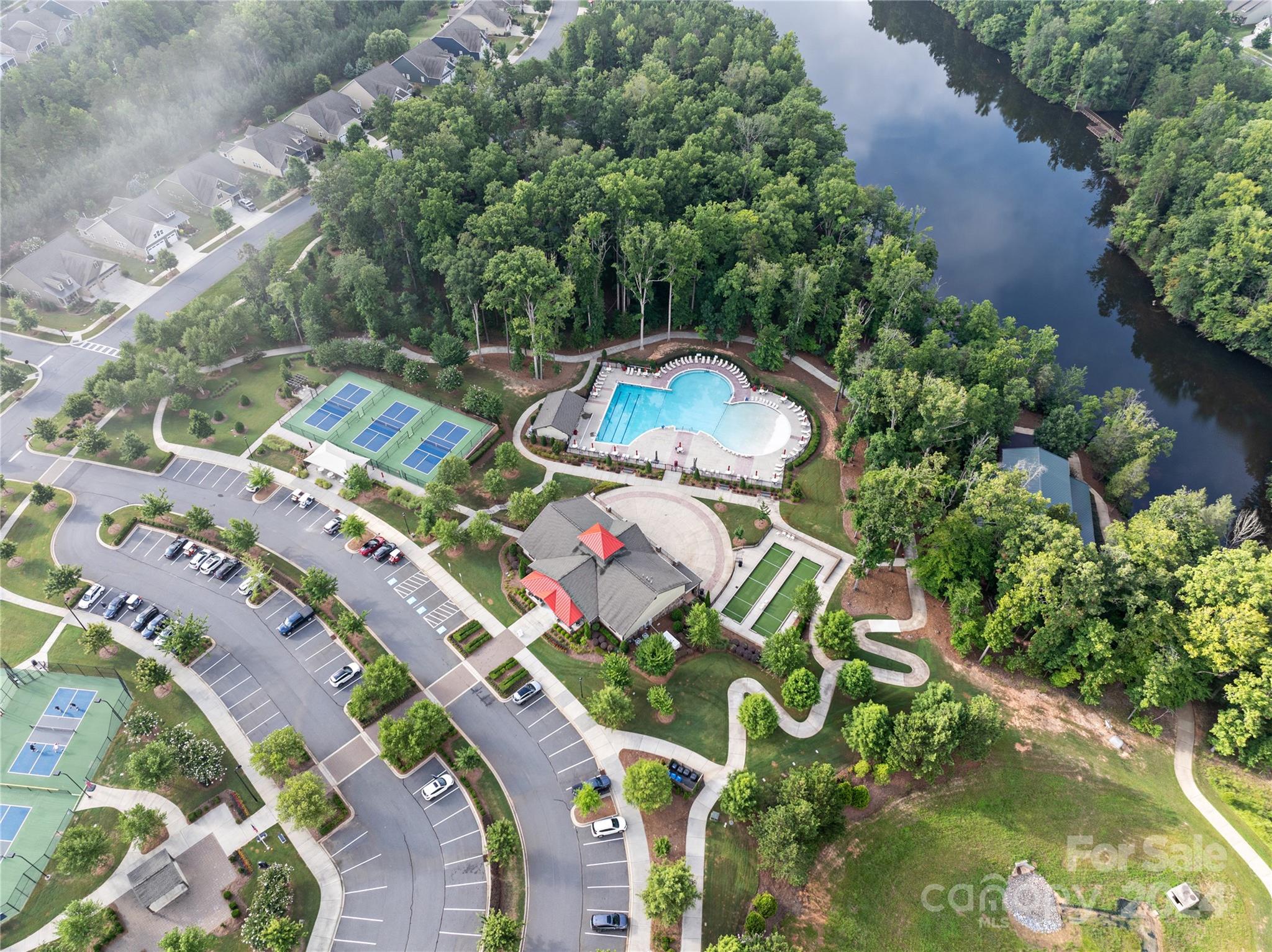 Tree Tops - Residential