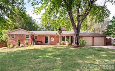 Photo of 25 Bevlyn Drive, Asheville, NC 28803 (MLS # 4383136)
