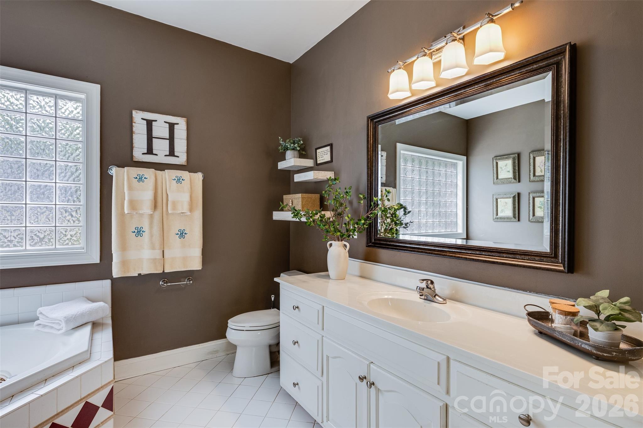 Pinsto Forest - Residential