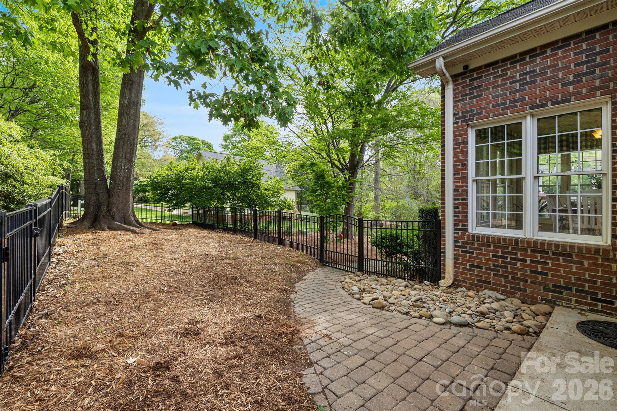 Pinsto Forest - Residential