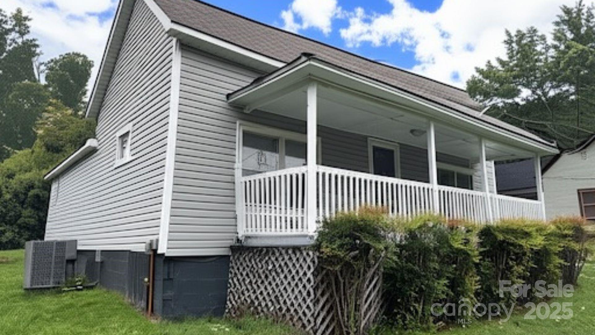 103 Fairview Street