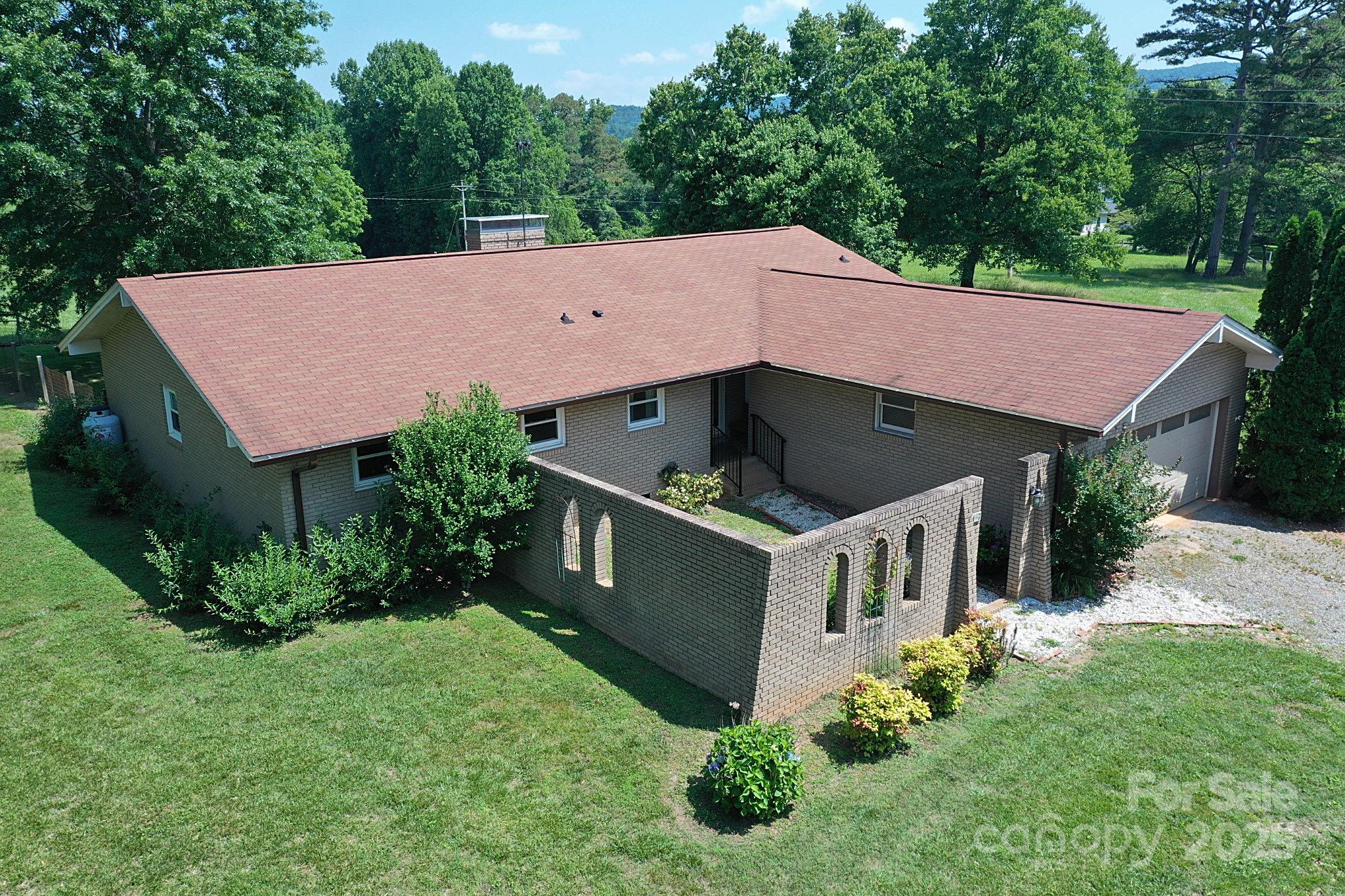 157 Blackberry Lane